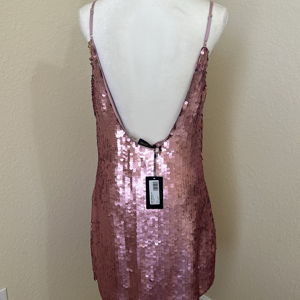 Alice + Olivia Sequin Mini Dress in Shimmering Pink P2P 18in - Picture 11 of 17
